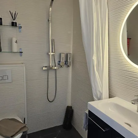 Le Soleil Lägenhet *